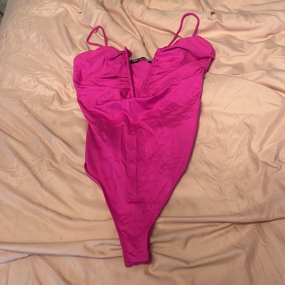 Zara Magenta V Bodysuit Size M